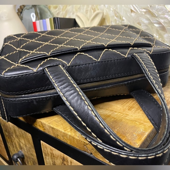 CHANEL Wild Stitch Calfskin Leather Handbag Zip Tote Purse - Picture 3 of 16